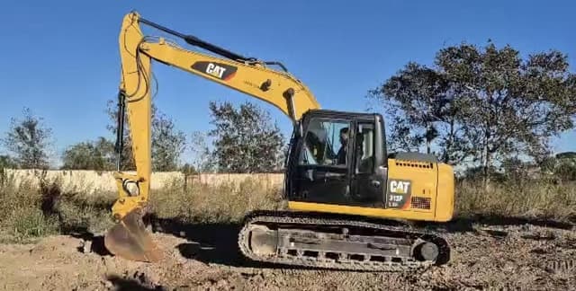 Image of Caterpillar 313FLGC equipment image 2