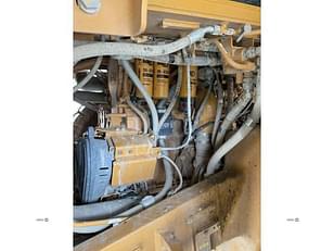 Main image Caterpillar 770G 7