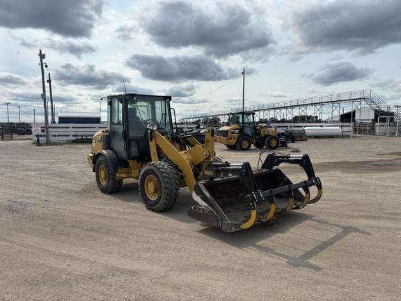 Image of Caterpillar 906M Primary image