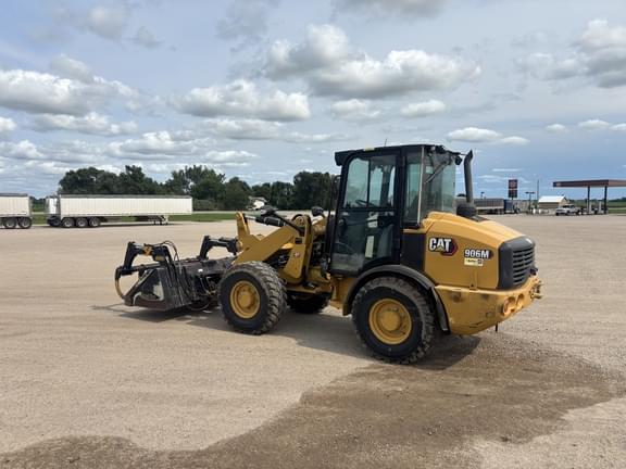 Image of Caterpillar 906M equipment image 2