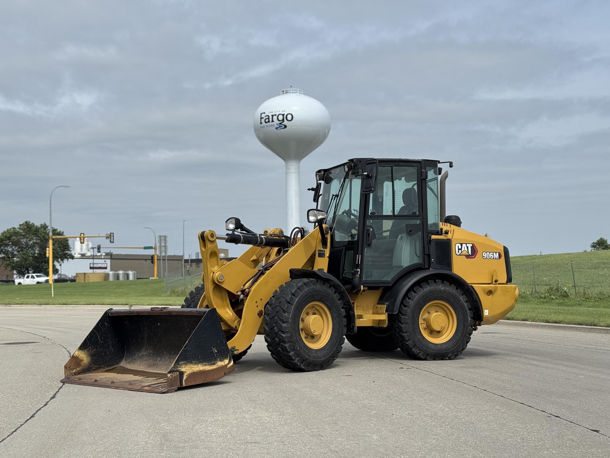 2020 Caterpillar 906M Equipment Image0
