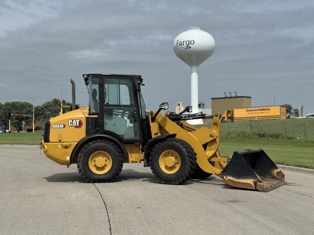 Image of Caterpillar 906M equipment image 4