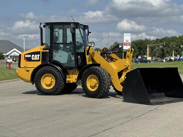 Image of Caterpillar 906M equipment image 3