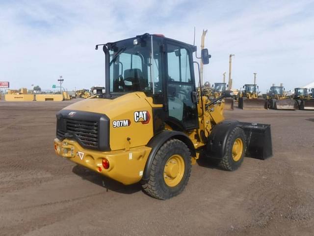 Image of Caterpillar 907M equipment image 4