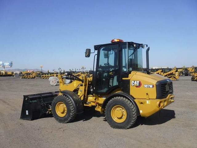 Image of Caterpillar 907M equipment image 4