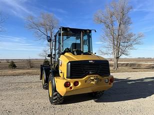 Main image Caterpillar 908M 4