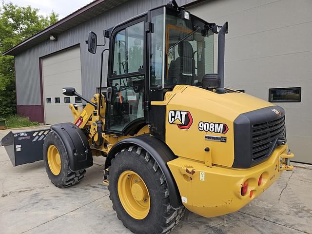 Image of Caterpillar 908M equipment image 2