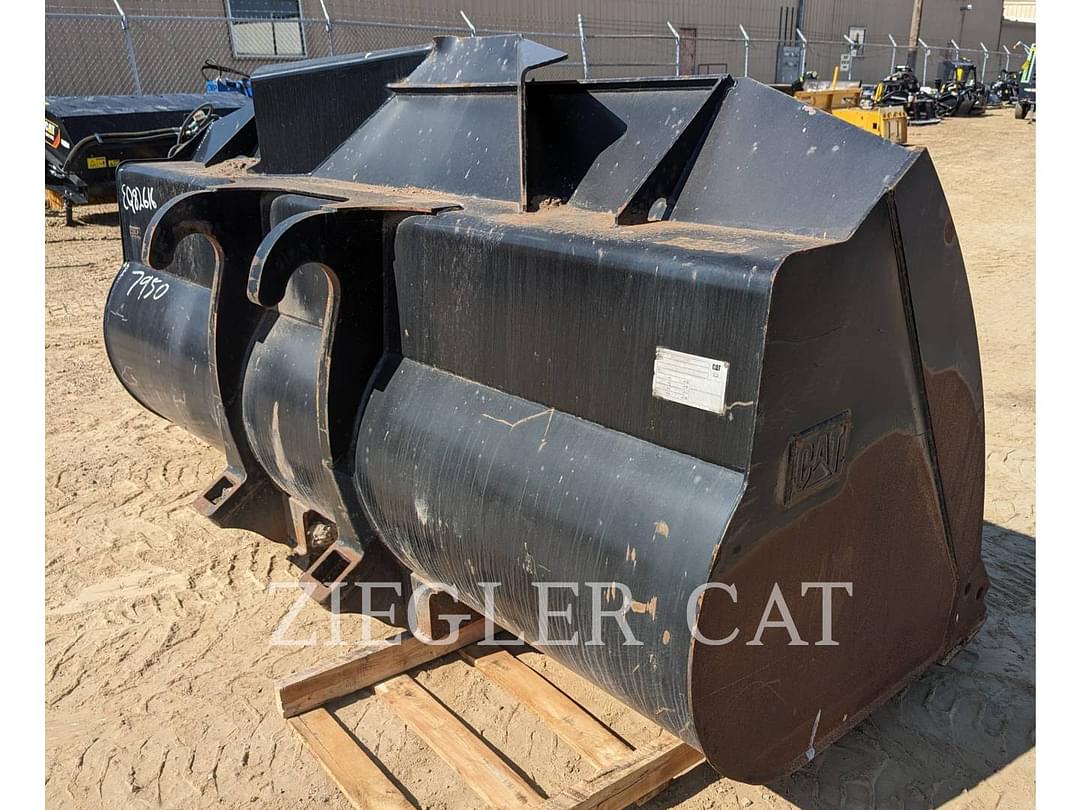 Image of Caterpillar Wheel Loader Bucket Image 0