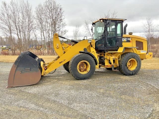 Image of Caterpillar 926M equipment image 1