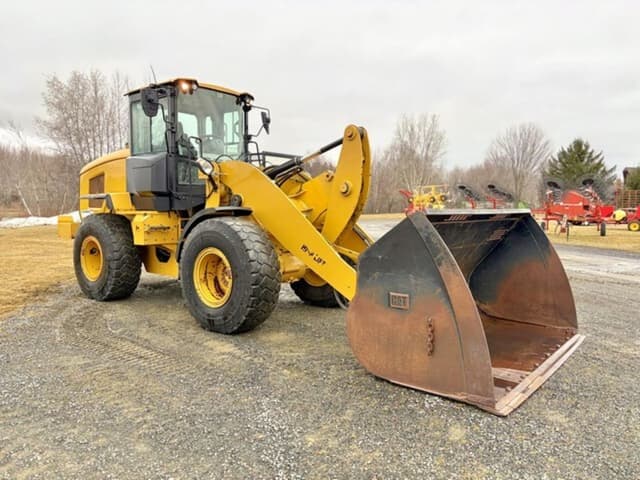 Image of Caterpillar 926M equipment image 1