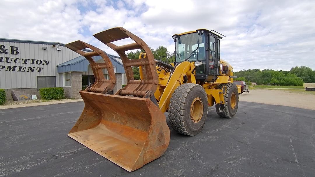 Image of Caterpillar 926M Primary image