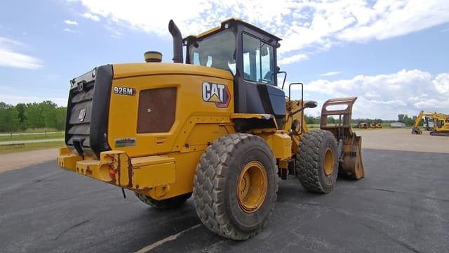 Image of Caterpillar 926M equipment image 4