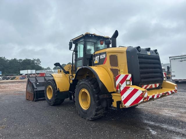 Image of Caterpillar 962M equipment image 4