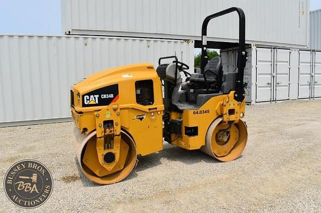 Image of Caterpillar CB34B equipment image 4