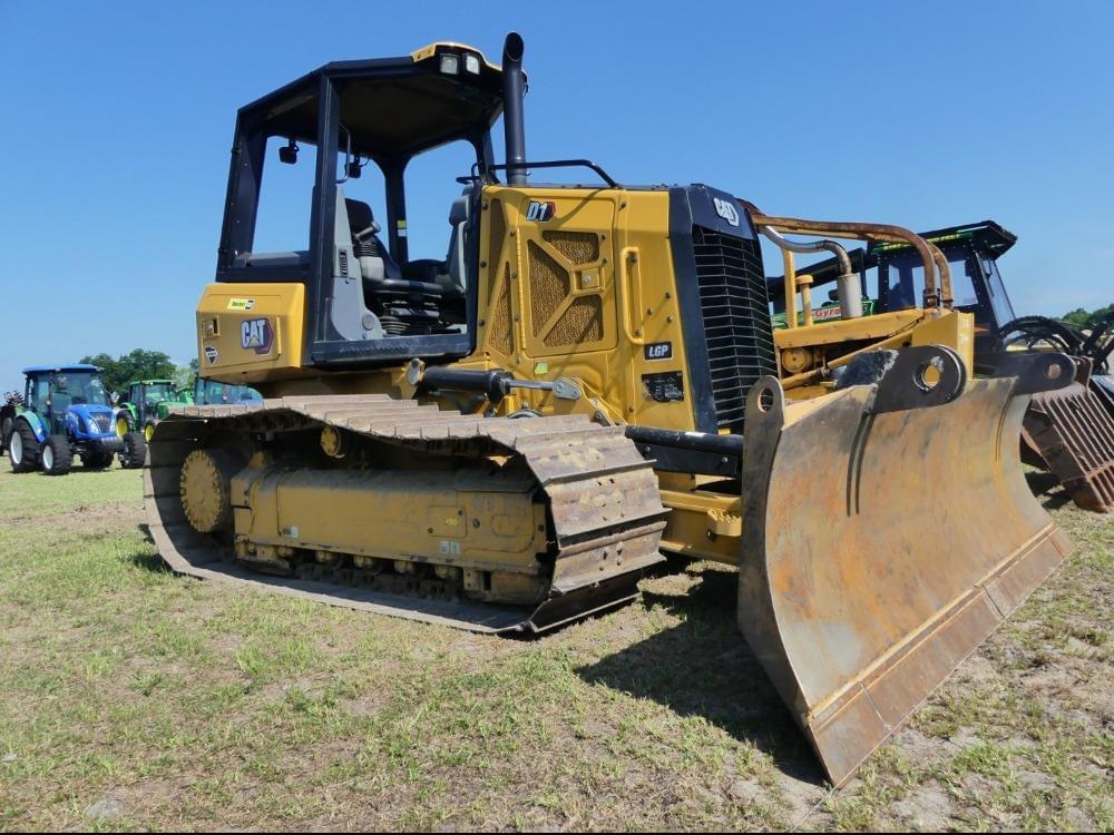 Image of Caterpillar D1 Primary image