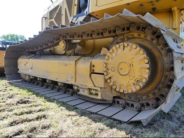 Image of Caterpillar D1 equipment image 4