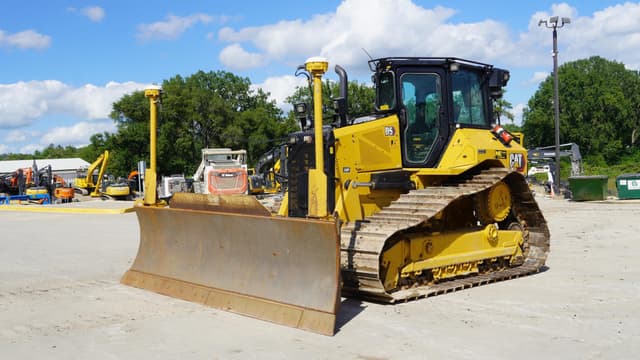 Image of Caterpillar D5 LGP equipment image 1