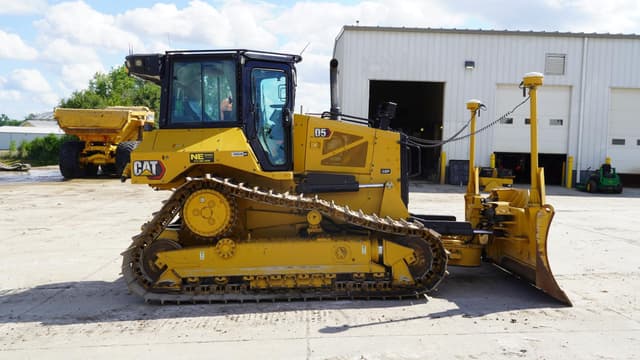 Image of Caterpillar D5 LGP equipment image 4