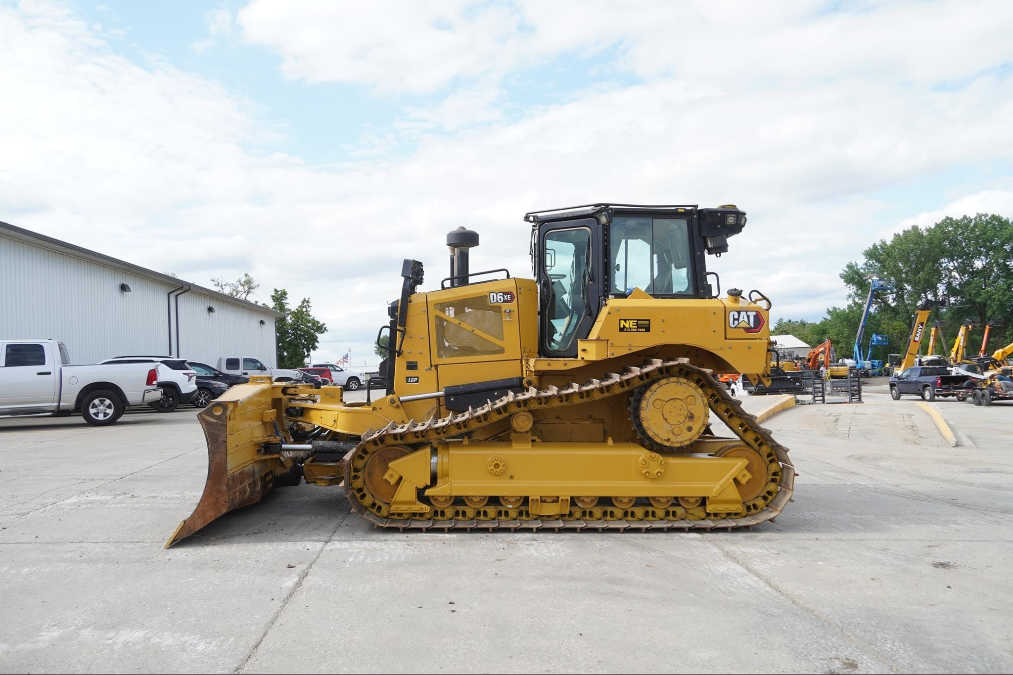 2020 Caterpillar D6LGP Equipment Image0