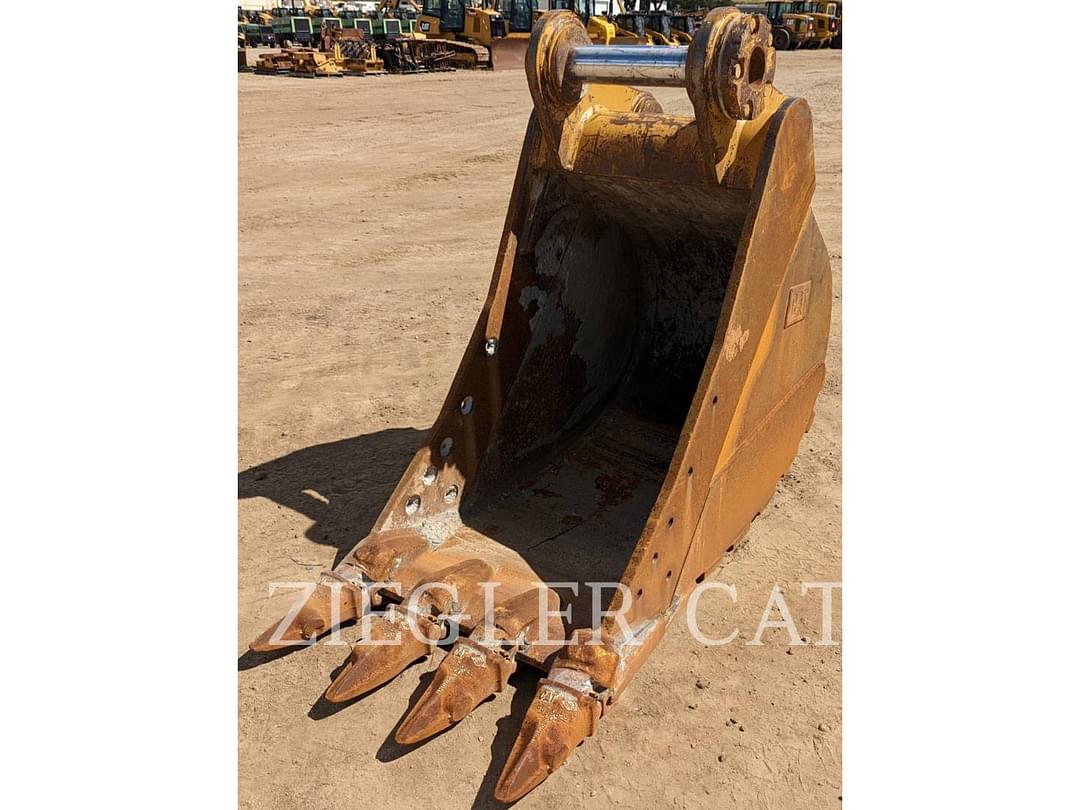 Image of Caterpillar Bucket Image 0