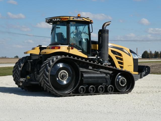 Image of Challenger MT865E equipment image 4