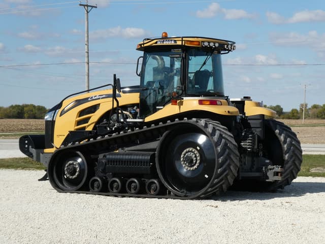 Image of Challenger MT865E equipment image 3