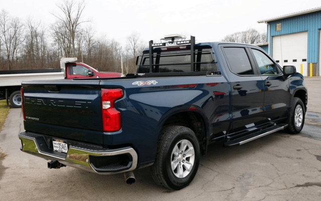 Image of Chevrolet 1500 equipment image 4