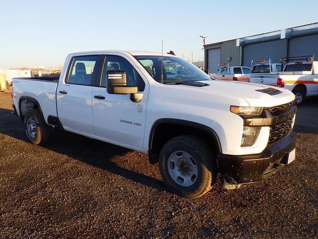 Image of Chevrolet 2500HD equipment image 1