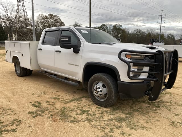 Image of Chevrolet 3500HD equipment image 3