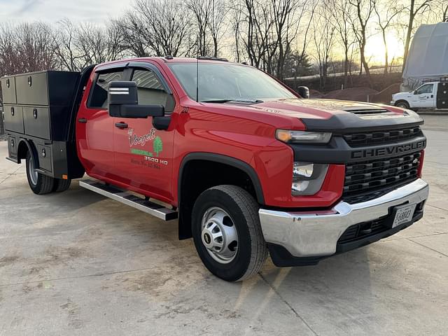 Image of Chevrolet 3500HD equipment image 3