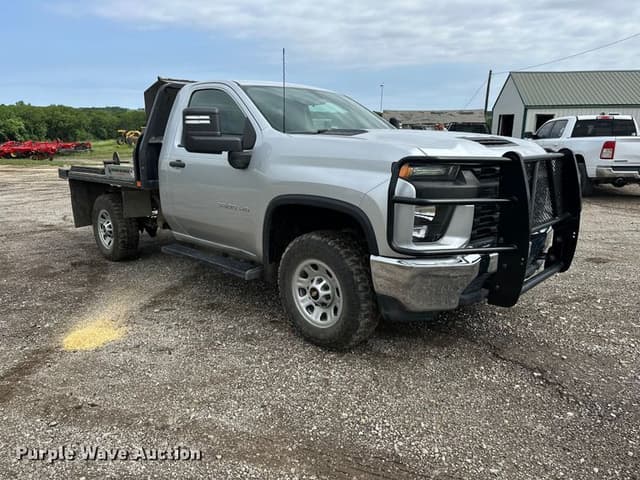 Image of Chevrolet 3500HD equipment image 2