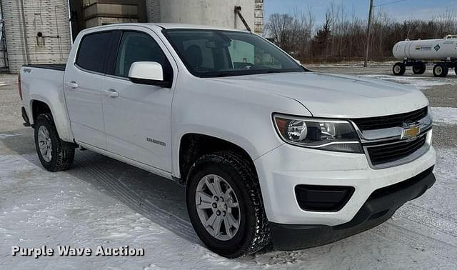 Image of Chevrolet Colorado equipment image 2