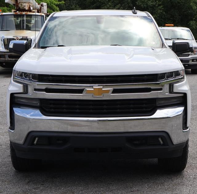 Image of Chevrolet 1500 equipment image 1