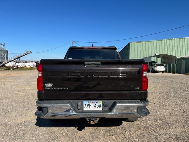 Image of Chevrolet 1500 equipment image 3