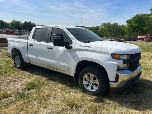 Image of Chevrolet 1500 equipment image 1