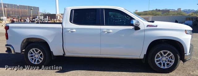 Image of Chevrolet 1500 equipment image 3