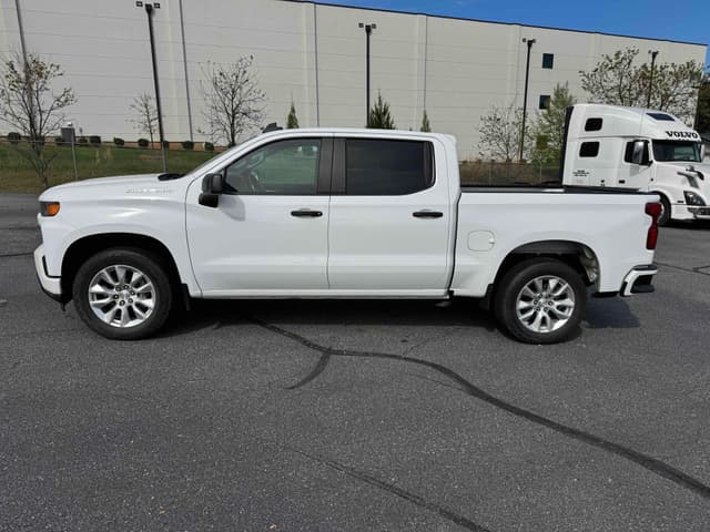 Image of Chevrolet 1500 equipment image 1