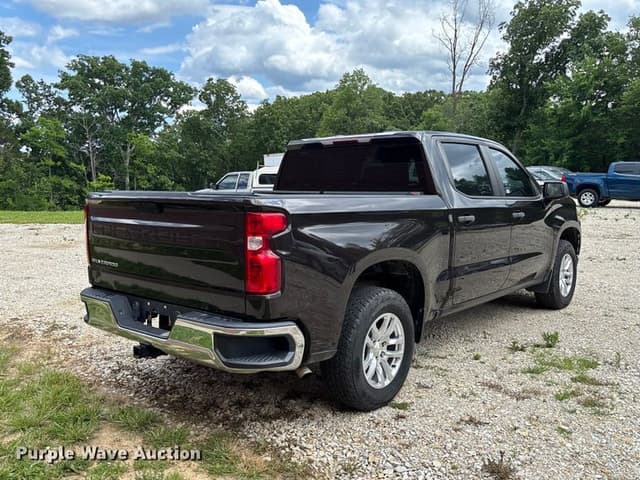 Image of Chevrolet 1500 equipment image 4
