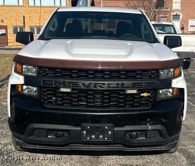 Image of Chevrolet 1500 equipment image 1