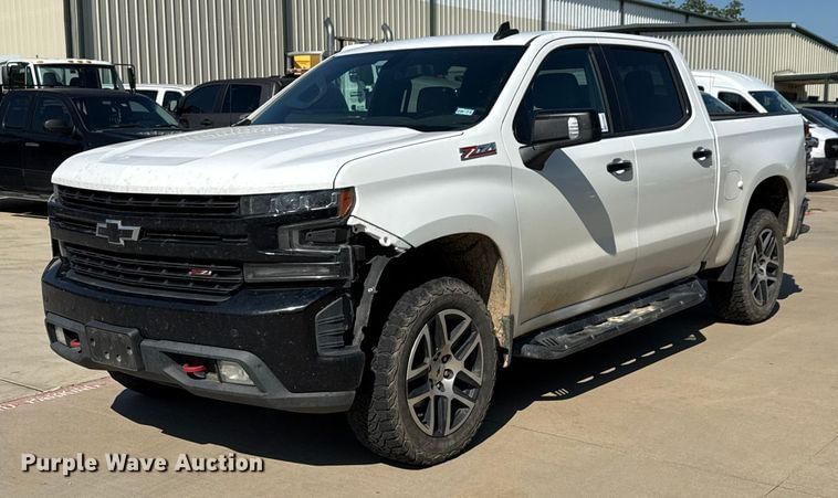 2020 Chevrolet 1500 Equipment Image0