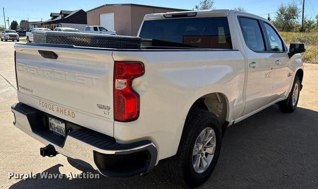 Image of Chevrolet 1500 equipment image 4