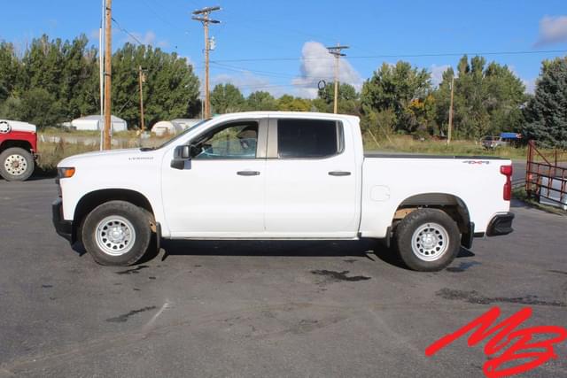 Image of Chevrolet 1500 equipment image 1