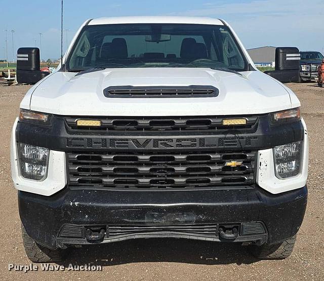 Image of Chevrolet 2500HD equipment image 1