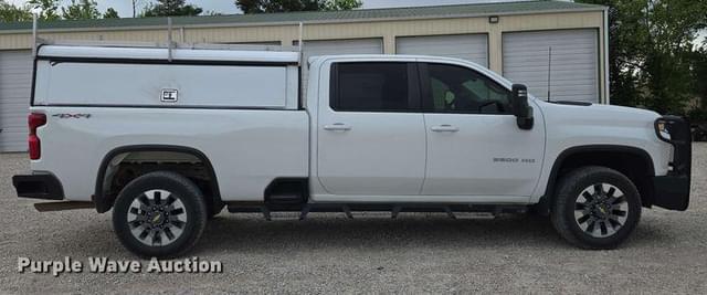 Image of Chevrolet 2500HD equipment image 3