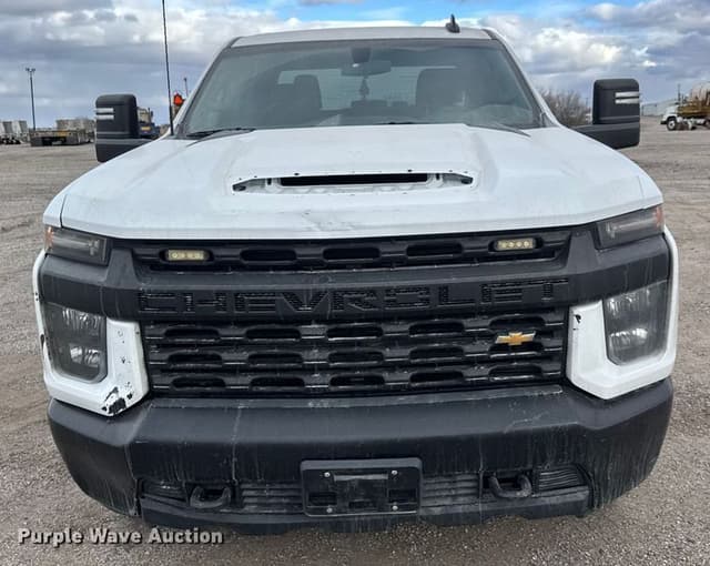 Image of Chevrolet 2500HD equipment image 1