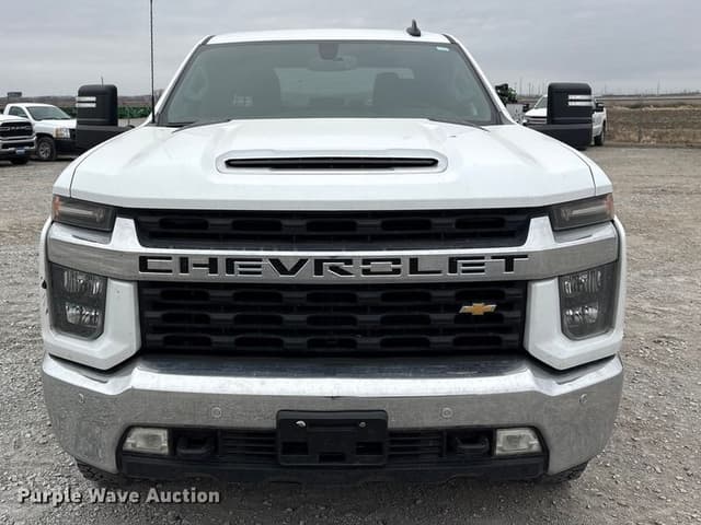 Image of Chevrolet 2500HD equipment image 1