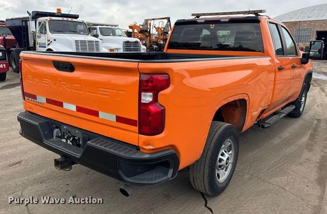 Image of Chevrolet 2500HD equipment image 4