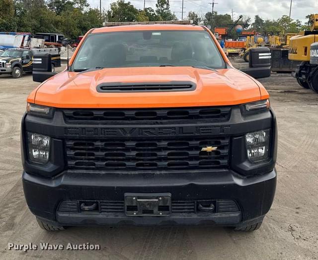 Image of Chevrolet 2500HD equipment image 1