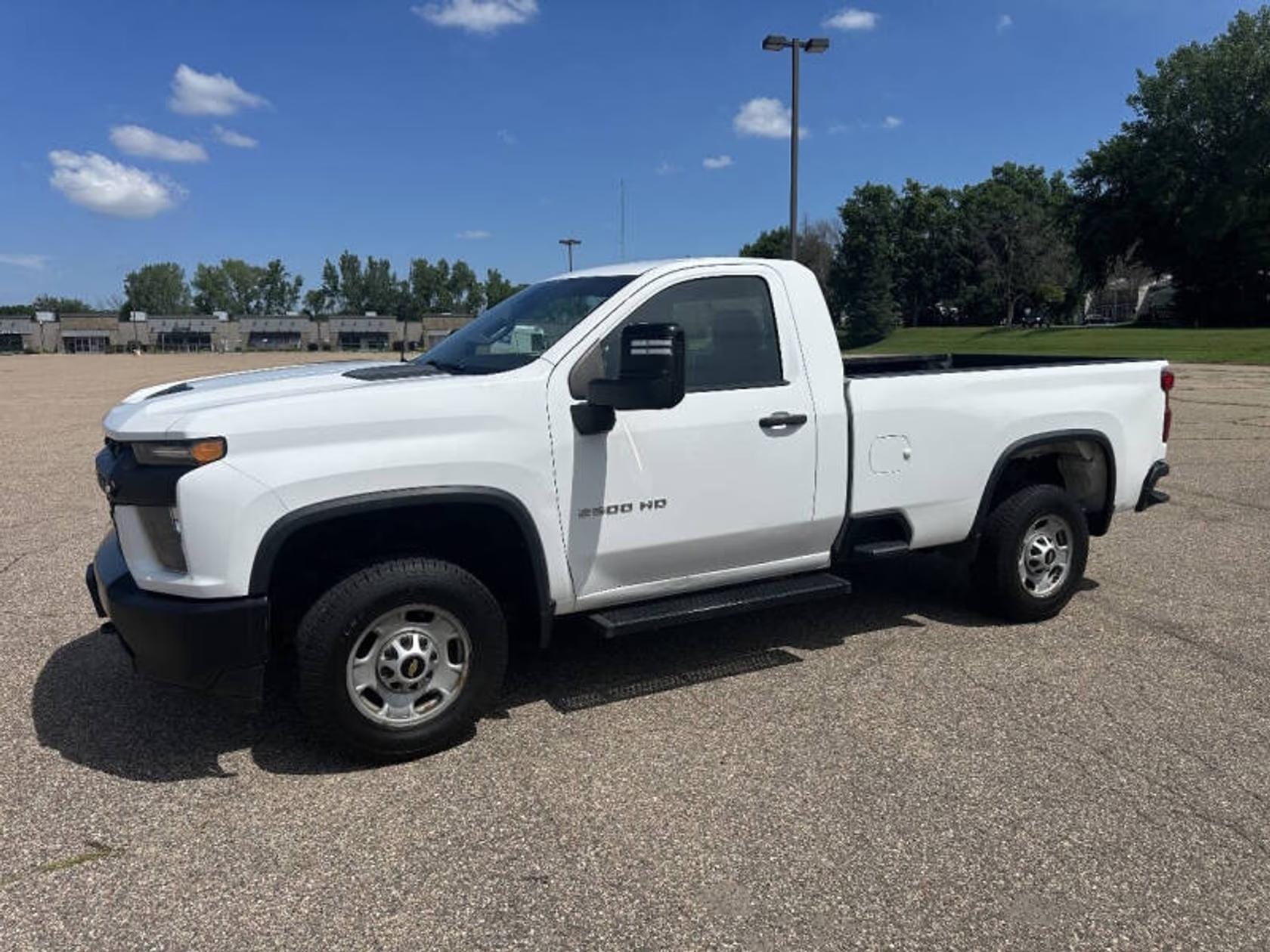 2020 Chevrolet 2500HD Equipment Image0