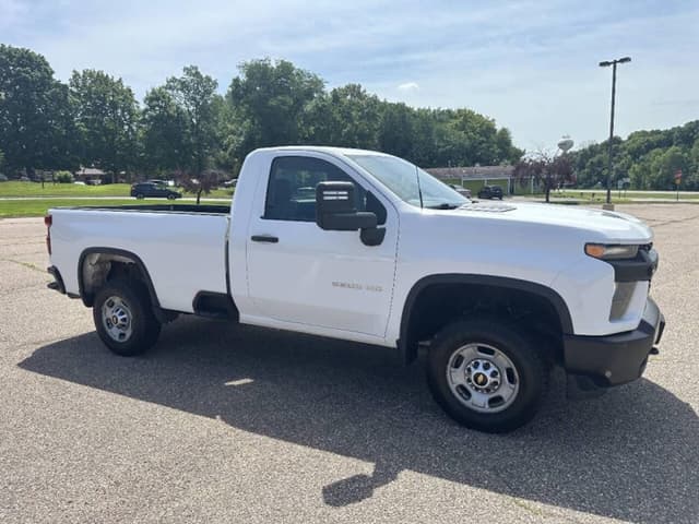 Image of Chevrolet 2500HD equipment image 2